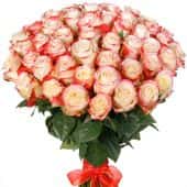 Букет из 51 розы "Свитнесс" по ✅ выгодной цене 7500 рублей купить в Москве в DeliveryRose