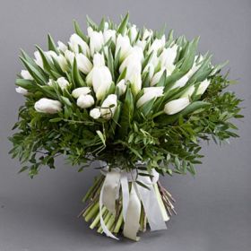 Букет «101 белый тюльпан»