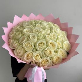 Букет 51 Белая роза 60 см 