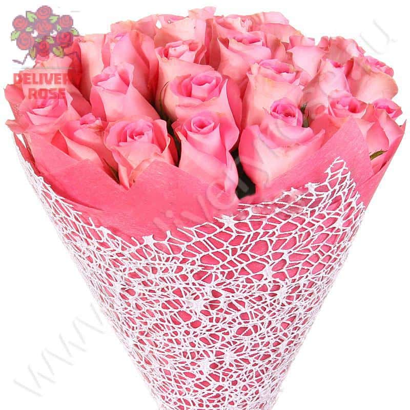 Букет из 25 розовых роз "Ревивал" 70 см